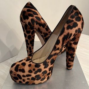Brian Atwood Ponyhair Platform pump. Gold & Dark Brown. Size 38.5(euro)/Size 8.5